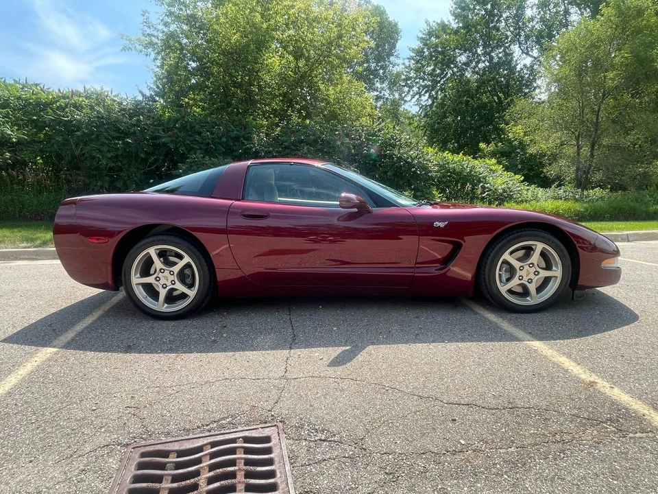 2003 Chevrolet Corvette C5 - Image 2 of 17