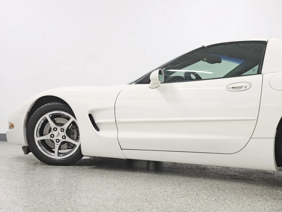 2003 Chevrolet Corvette C5 - Image 11 of 12