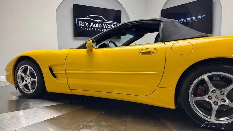 2003 Chevrolet Corvette C5 - Image 18 of 21