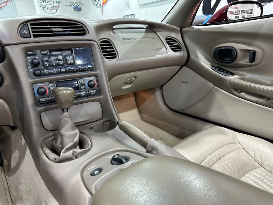 2003 Chevrolet Corvette C5 - Image 17 of 21