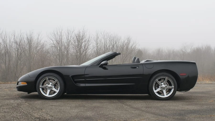 2003 Chevrolet Corvette C5 - Image 2 of 12