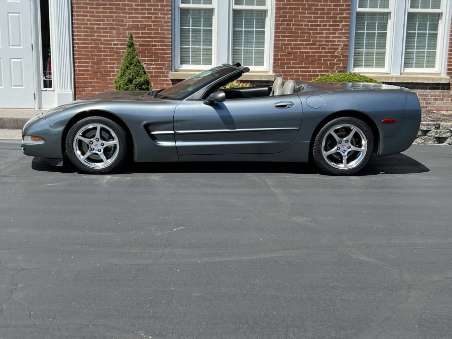 2003 Chevrolet Corvette C5 - Image 2 of 5