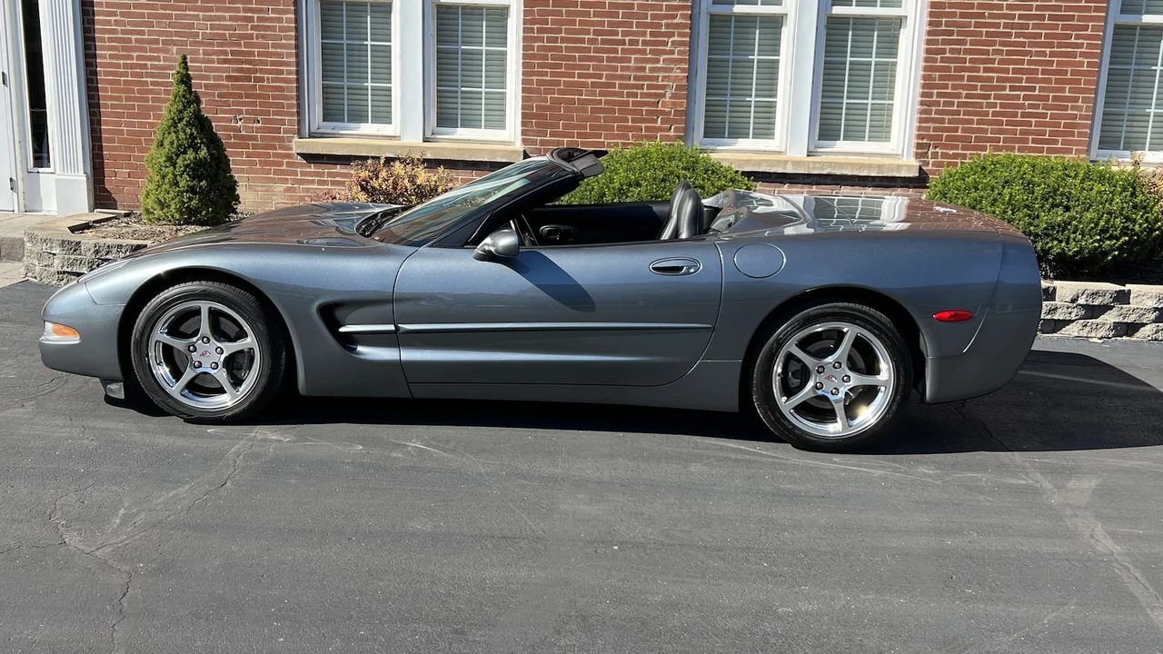 2003 Chevrolet Corvette C5 - Image 2 of 10