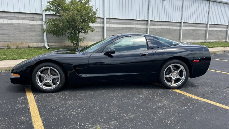 2003 Chevrolet Corvette C5 - Image 2 of 9