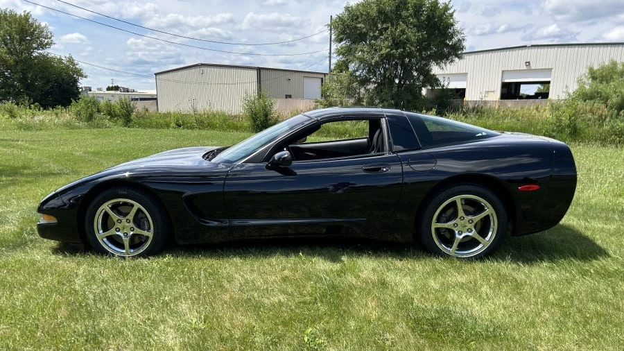 2003 Chevrolet Corvette C5 - Image 2 of 9