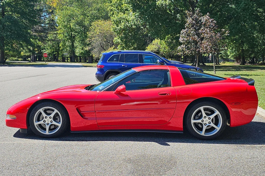 2003 Chevrolet Corvette C5 - Image 3 of 28