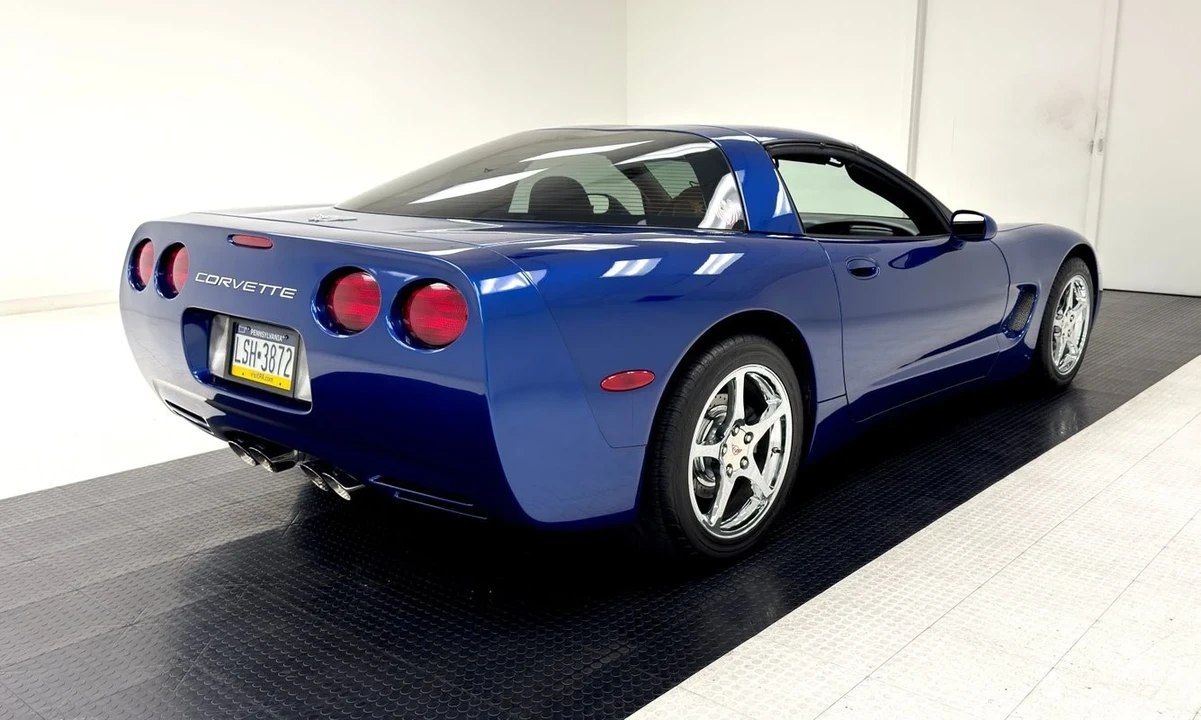 2003 Chevrolet Corvette C5 - Image 5 of 12
