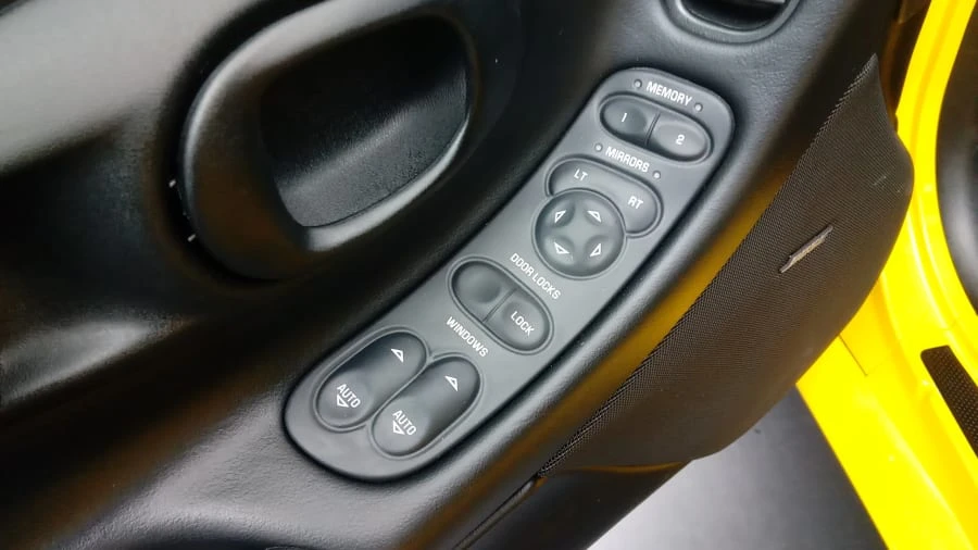 2003 Chevrolet Corvette C5 - Image 8 of 20