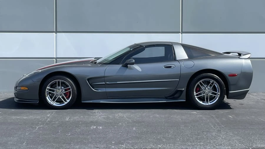 2003 Chevrolet Corvette C5 - Image 2 of 17