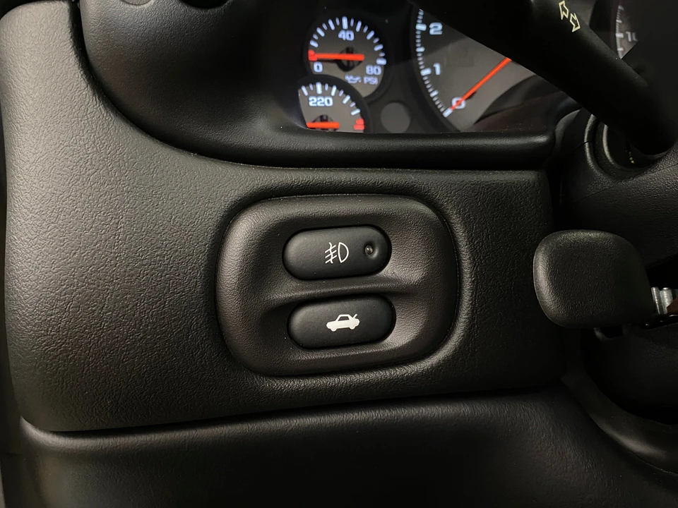 2003 Chevrolet Corvette C5 - Image 24 of 31