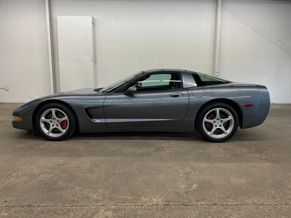 2003 Chevrolet Corvette C5 - Image 3 of 31