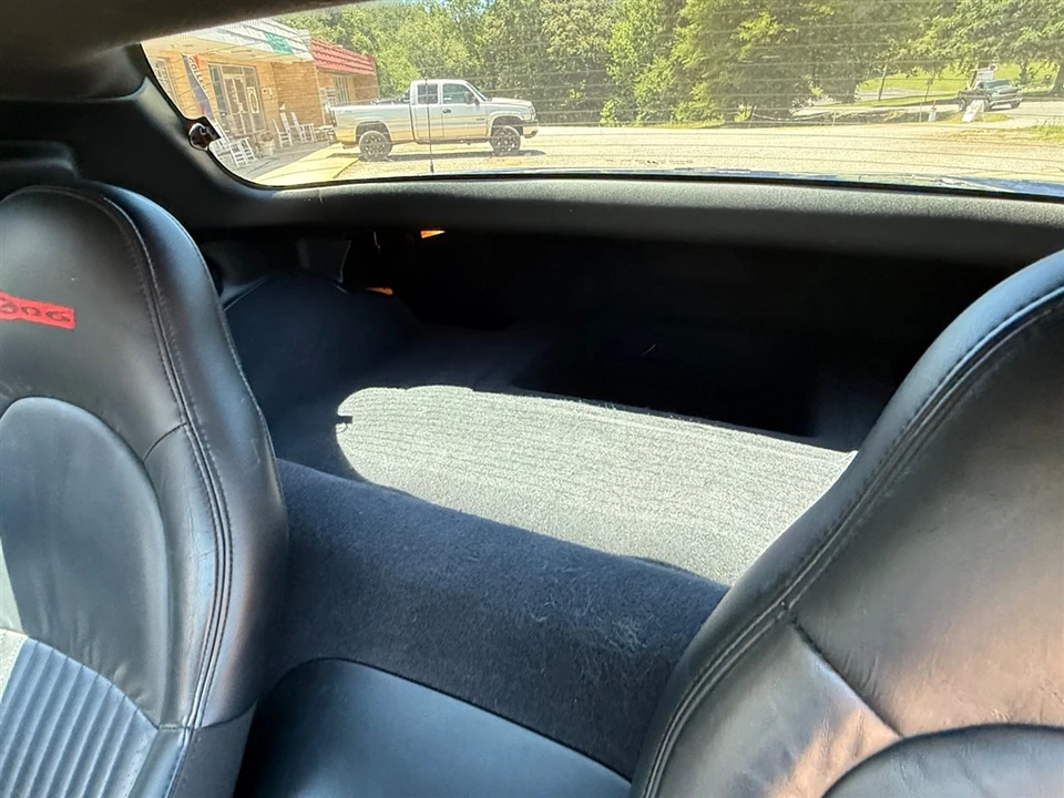2003 Chevrolet Corvette C5 Z06 - Image 17 of 28