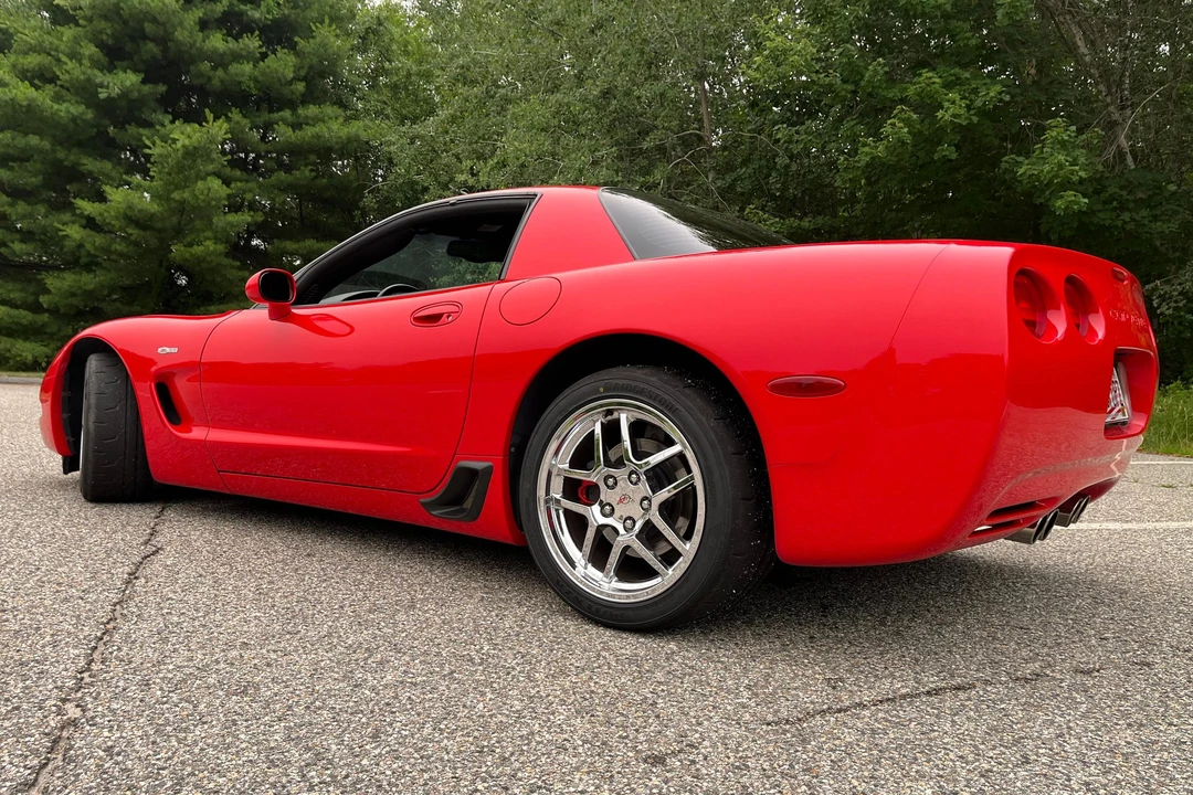 2003 Chevrolet Corvette - Image 4 of 31