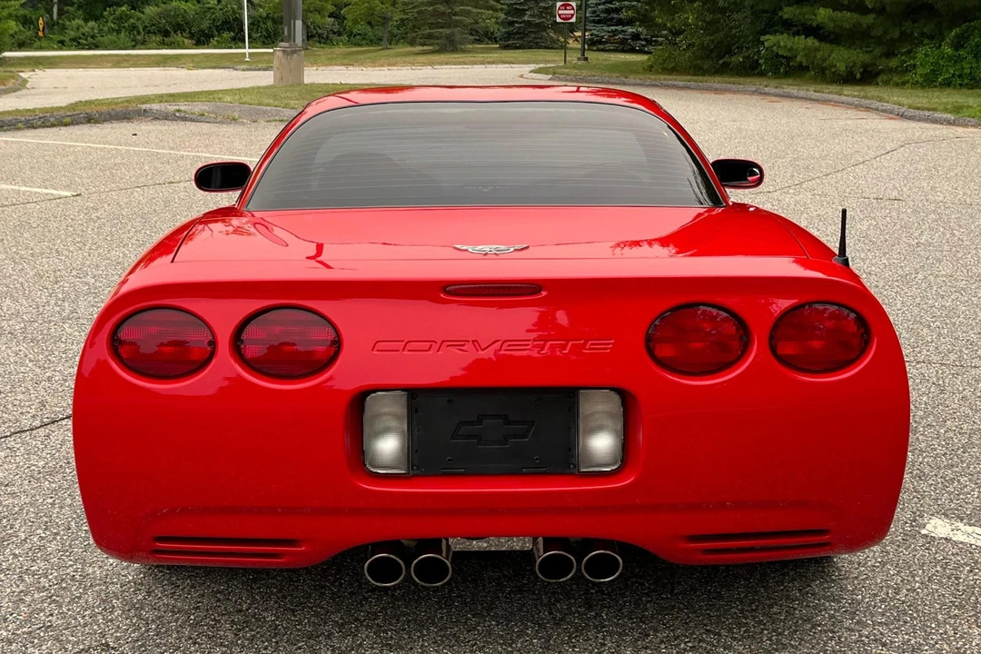 2003 Chevrolet Corvette - Image 5 of 31