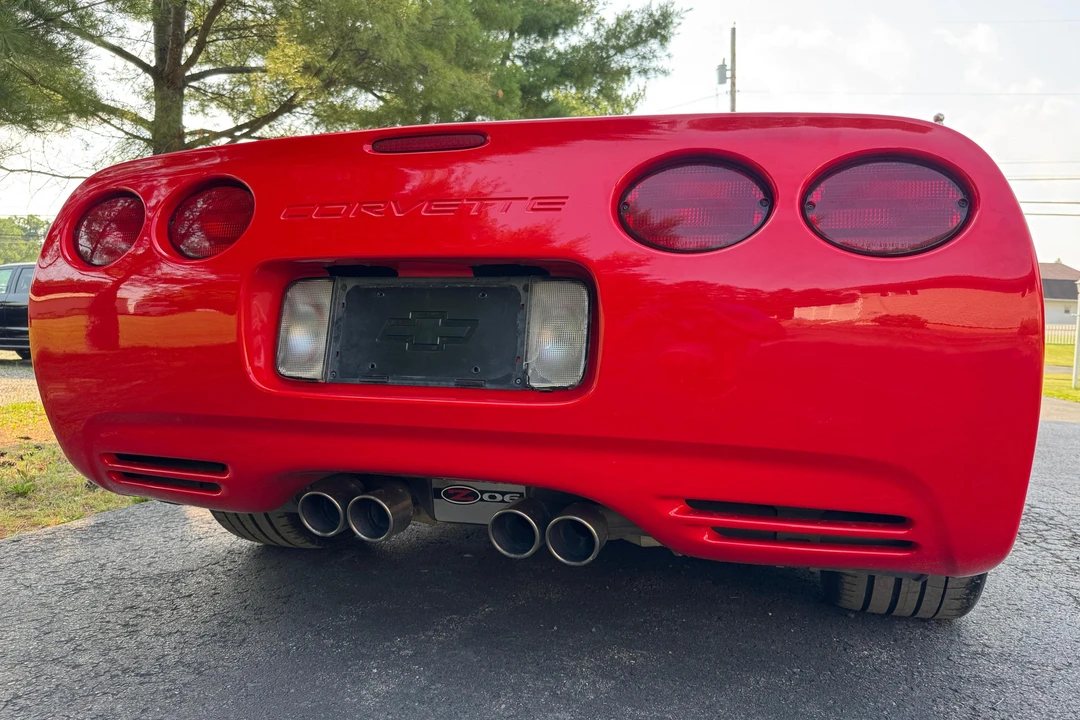 2003 Chevrolet Corvette - Image 5 of 31