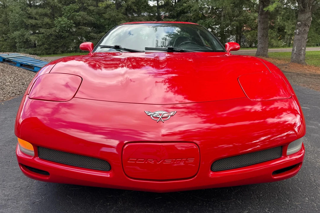 2003 Chevrolet Corvette - Image 2 of 31