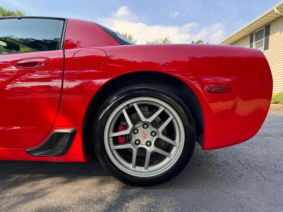 2003 Chevrolet Corvette - Image 21 of 31