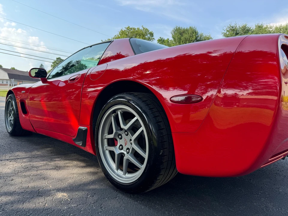 2003 Chevrolet Corvette - Image 22 of 31