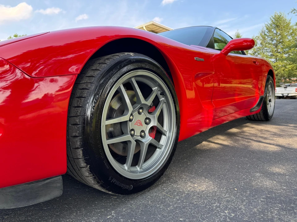 2003 Chevrolet Corvette - Image 19 of 31