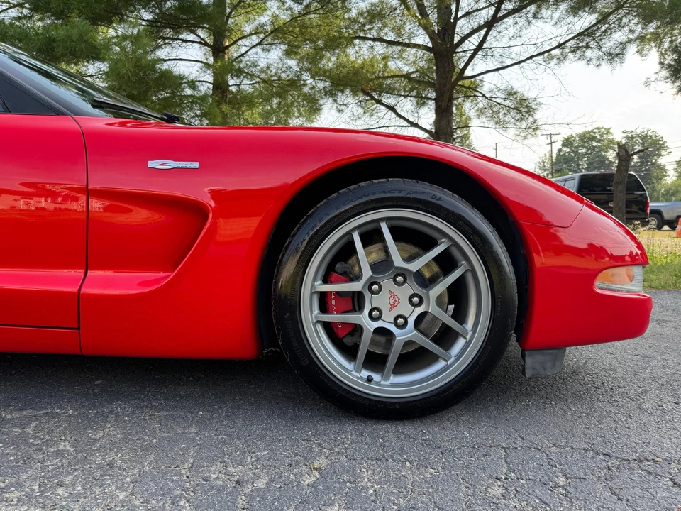 2003 Chevrolet Corvette - Image 26 of 31