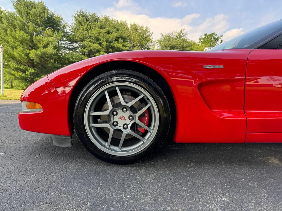 2003 Chevrolet Corvette - Image 18 of 31