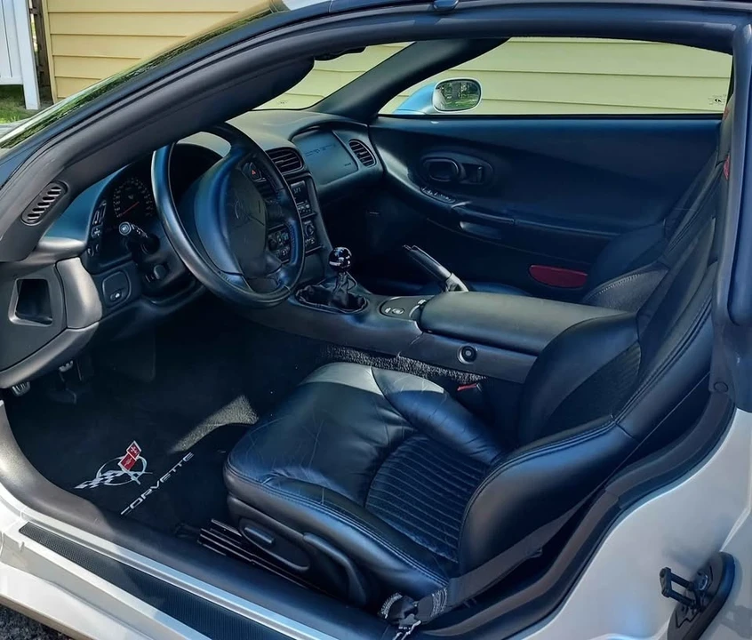 2003 Chevrolet Corvette C5 Z06 - Image 10 of 15