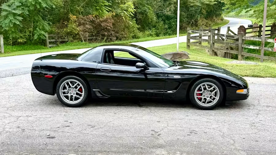 2003 Chevrolet Corvette C5 Z06 - Image 10 of 26