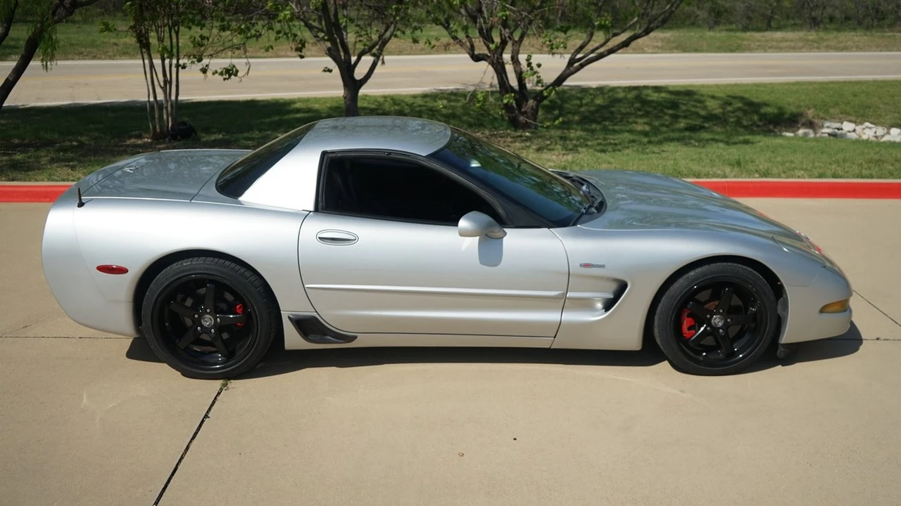 2003 Chevrolet Corvette C5 Z06 - Image 19 of 31