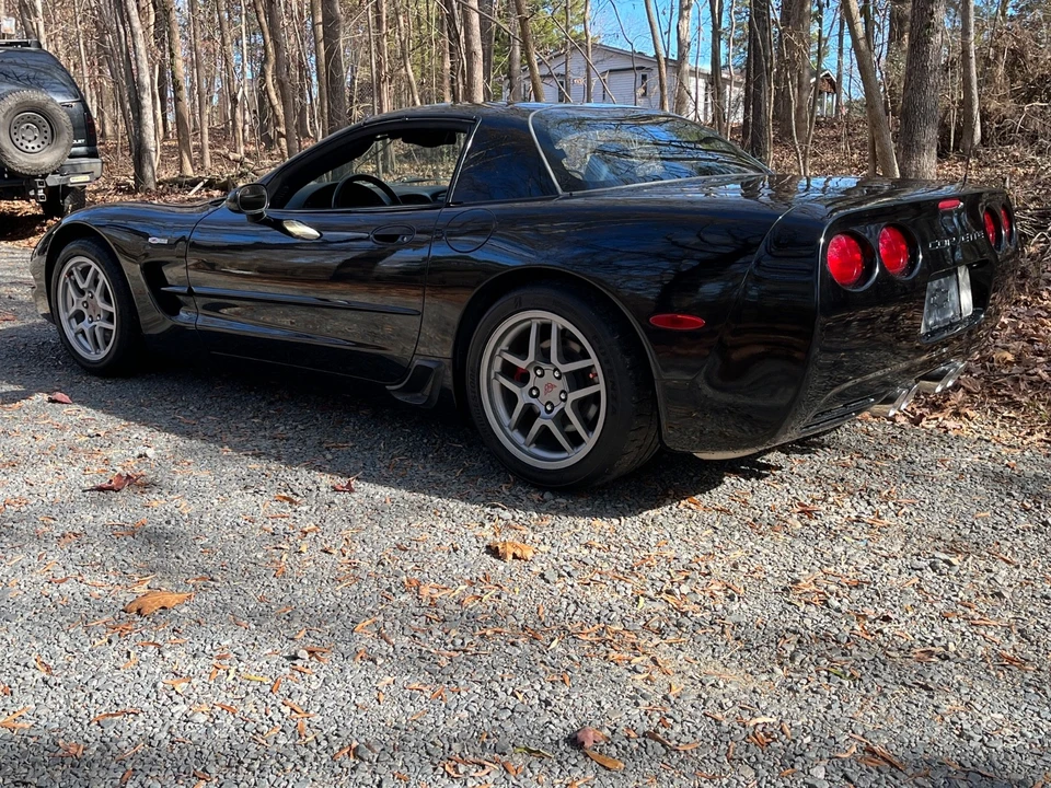 2003 Chevrolet Corvette C5 Z06 - Image 9 of 19