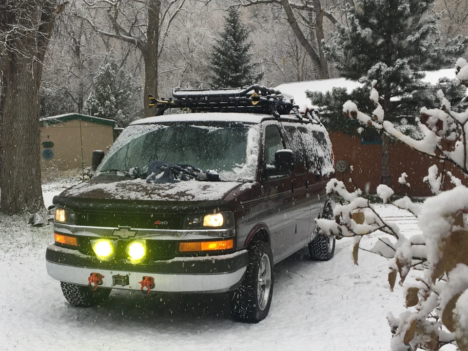 2003 Chevrolet Express - Image 6 of 13