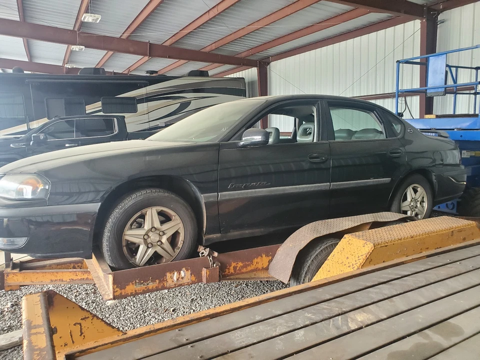 2003 Chevrolet Impala 8th Gen - Image 2 of 2