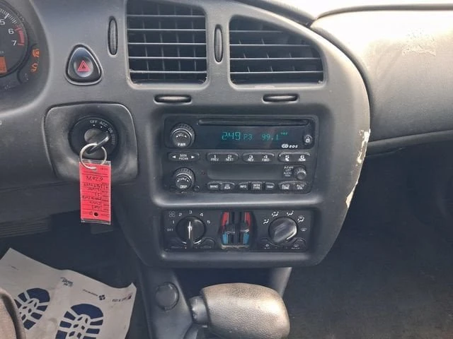 2003 Chevrolet Monte Carlo 6th Gen - Image 13 of 20