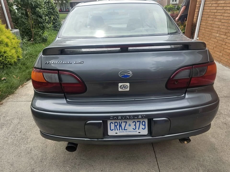 2003 Chevrolet Malibu - Image 2 of 5