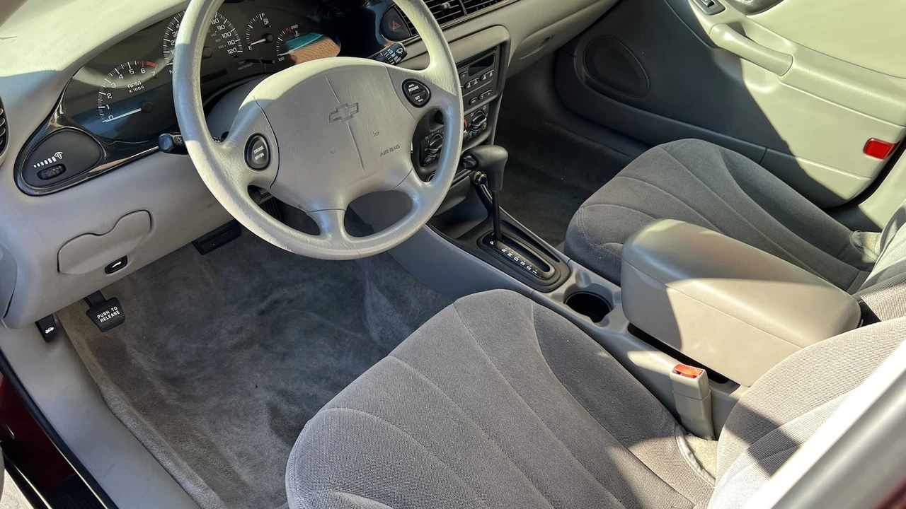 2003 Chevrolet Malibu - Image 4 of 8