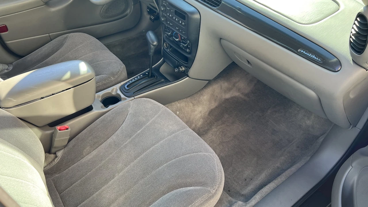 2003 Chevrolet Malibu - Image 6 of 8