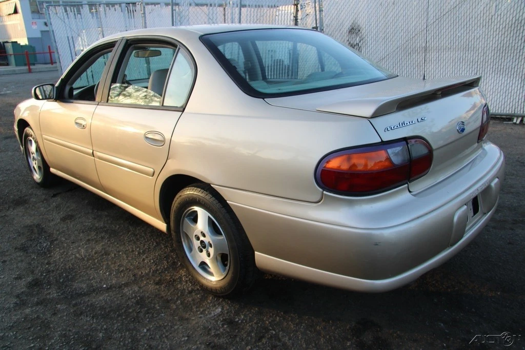 2003 Chevrolet Malibu - Image 4 of 21