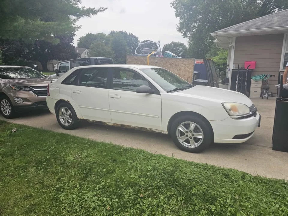 2003 Chevrolet Malibu - Image 7 of 11