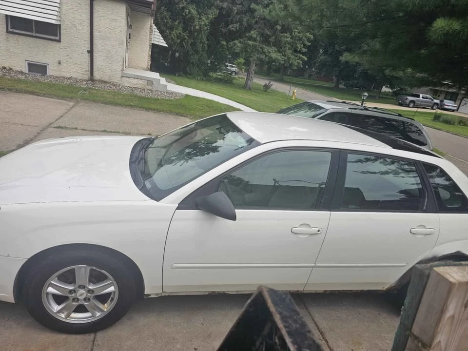2003 Chevrolet Malibu - Image 3 of 11