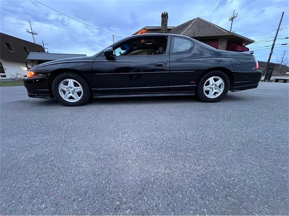 2003 Chevrolet Monte Carlo 6th Gen - Image 2 of 24