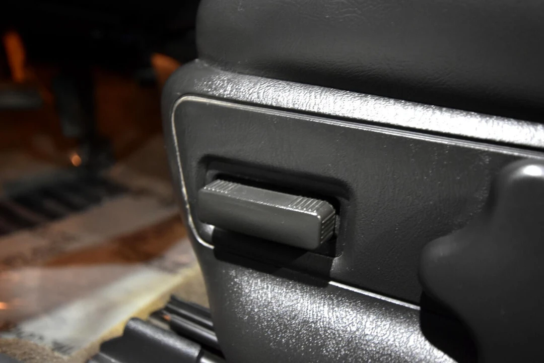 2003 Chevrolet Monte Carlo 6th Gen - Image 16 of 21