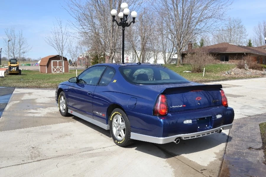 2003 Chevrolet Monte Carlo 6th Gen - Image 3 of 8