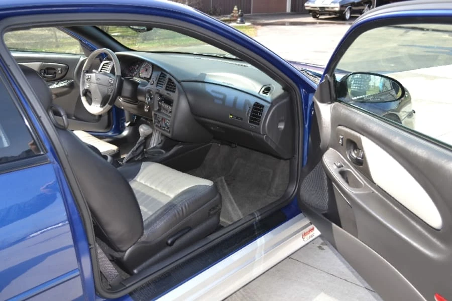 2003 Chevrolet Monte Carlo 6th Gen - Image 5 of 8