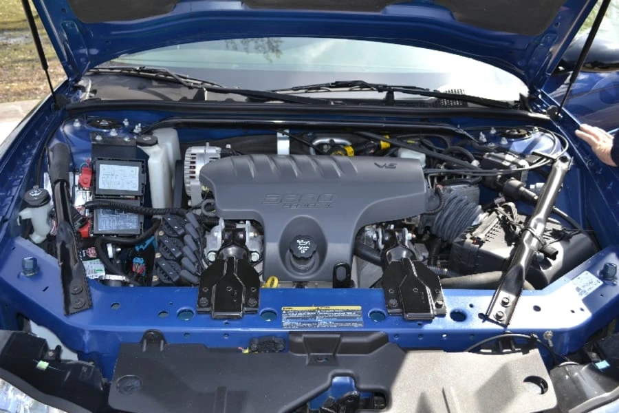 2003 Chevrolet Monte Carlo 6th Gen - Image 7 of 8