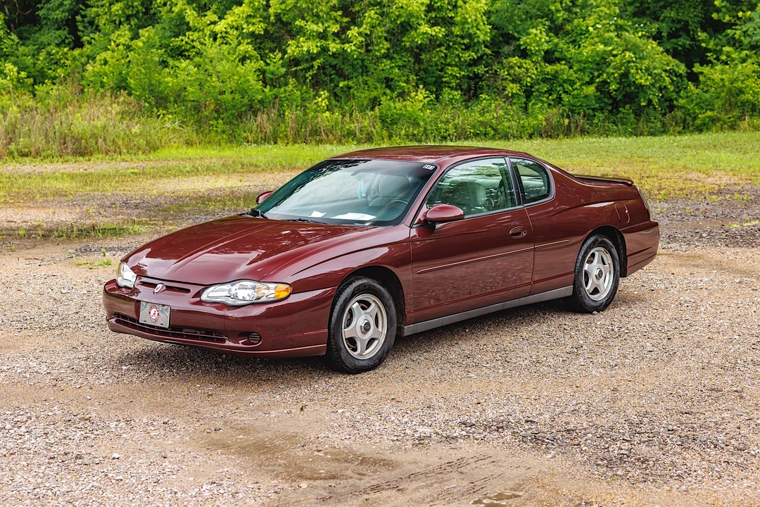 2003 Chevrolet Monte Carlo 6th Gen - Image 3 of 31