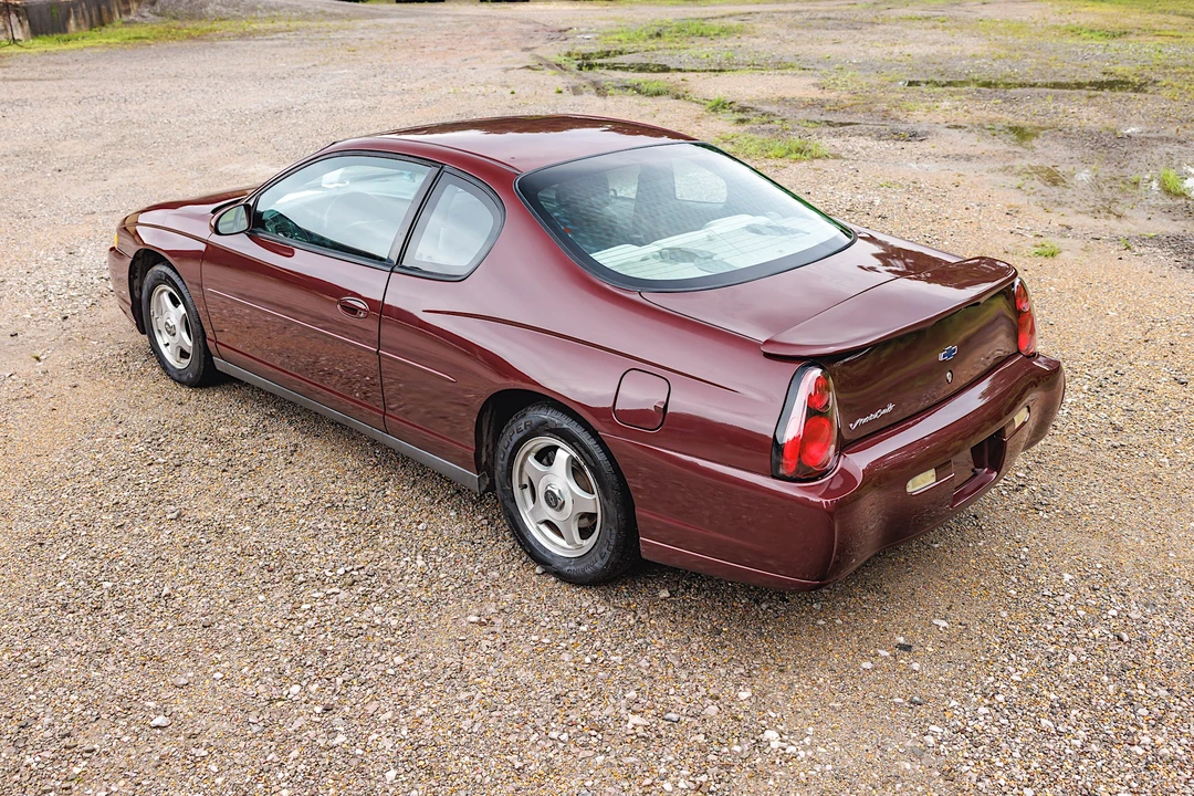2003 Chevrolet Monte Carlo 6th Gen - Image 11 of 31