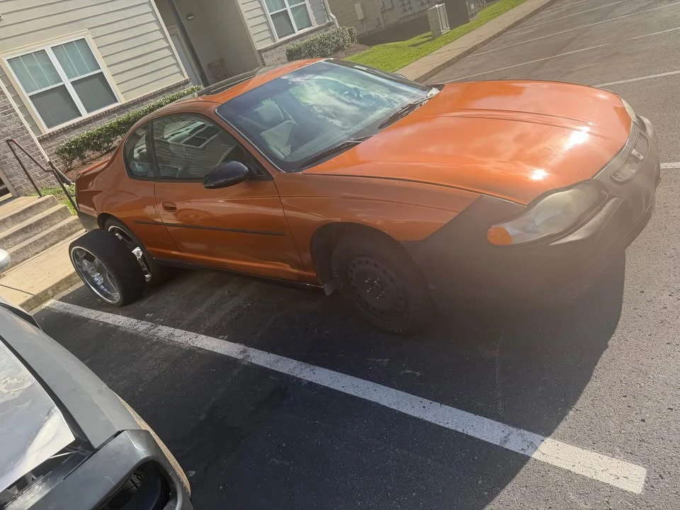2003 Chevrolet Monte Carlo 6th Gen - Image 3 of 10