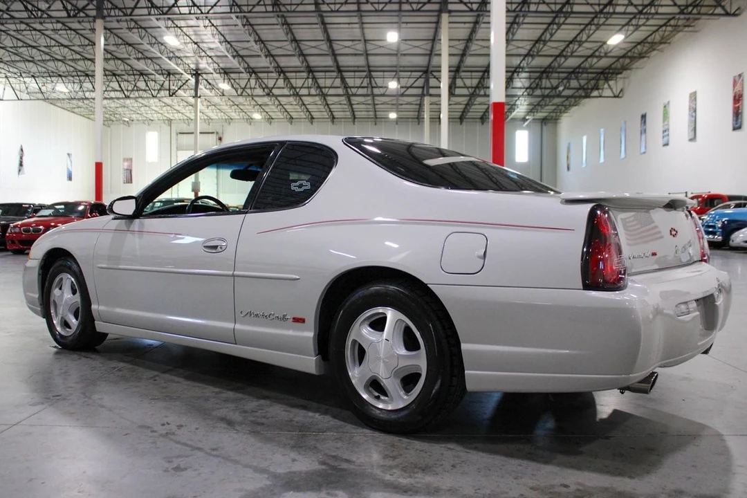 2003 Chevrolet Monte Carlo 6th Gen - Image 5 of 12