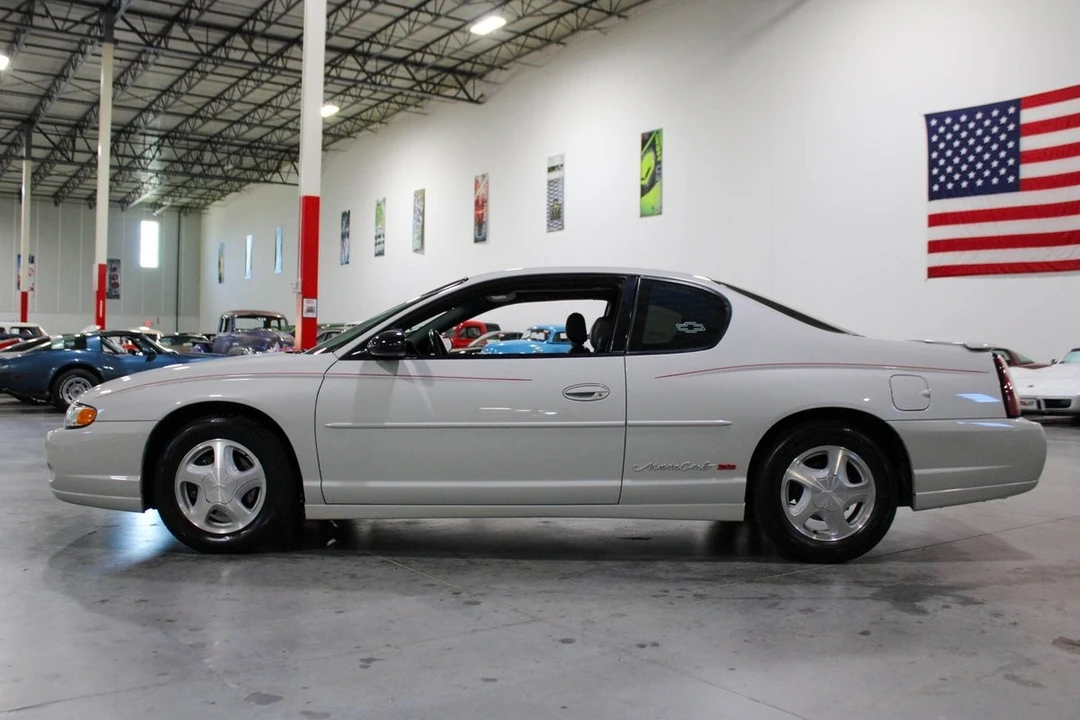 2003 Chevrolet Monte Carlo 6th Gen - Image 4 of 12