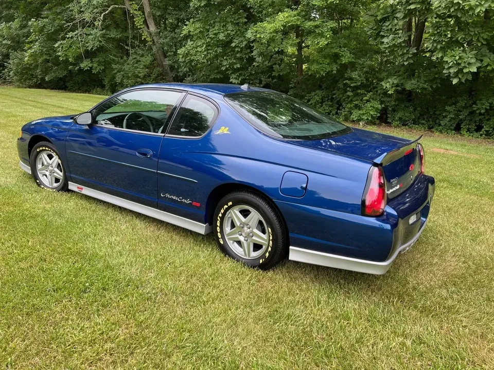 2003 Chevrolet Monte Carlo 6th Gen - Image 3 of 6