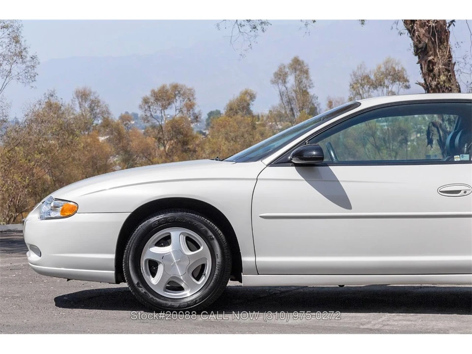 2003 Chevrolet Monte Carlo 6th Gen - Image 14 of 31